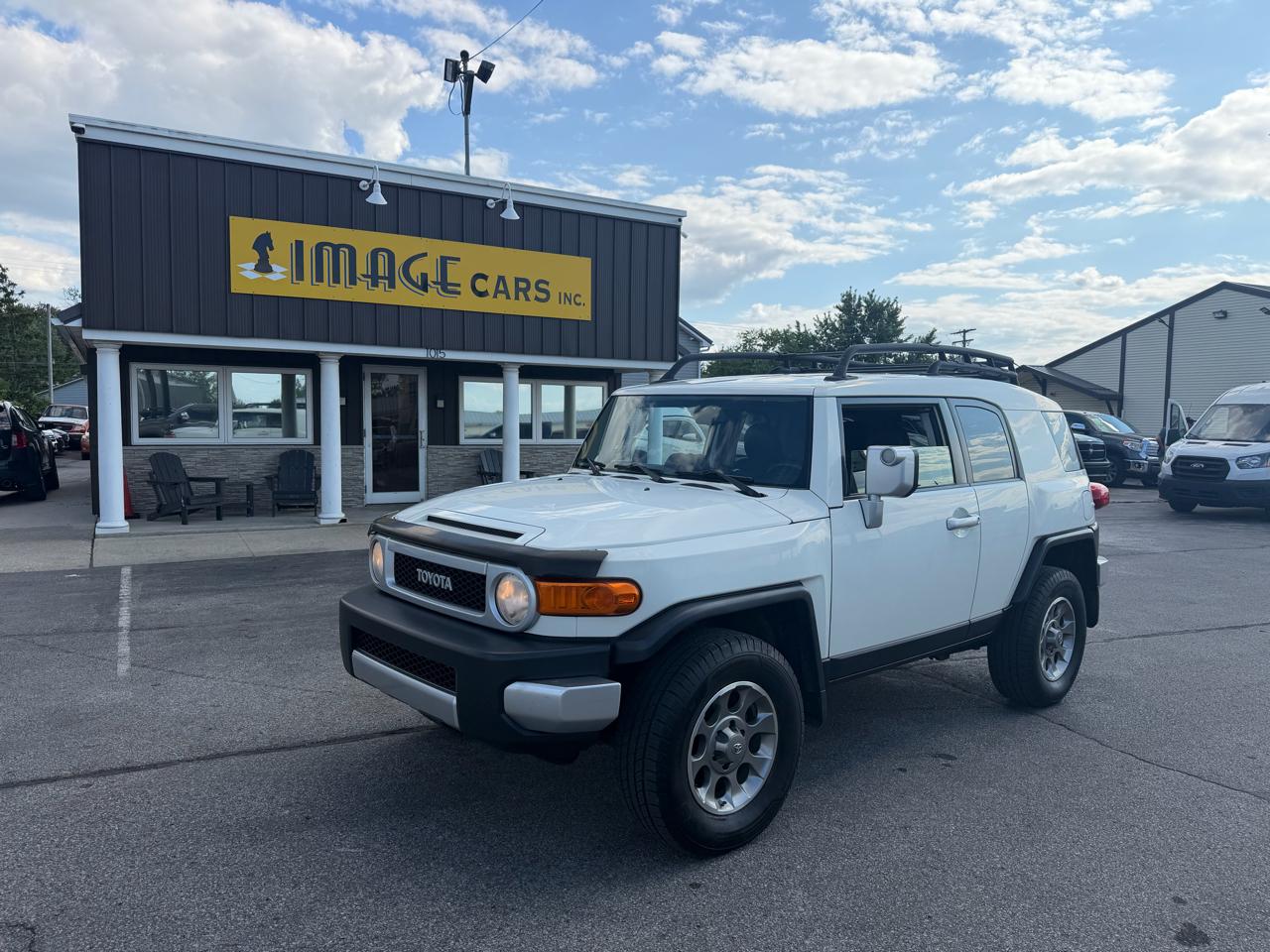 toyota fj cruiser 2011 JTEBU4BF8BK108813 image toyota fj cruiser 2011 JTEBU4BF8BK108813 image